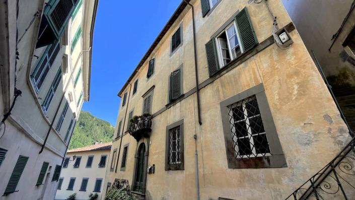 Image No.35-2 Bed Apartment for sale