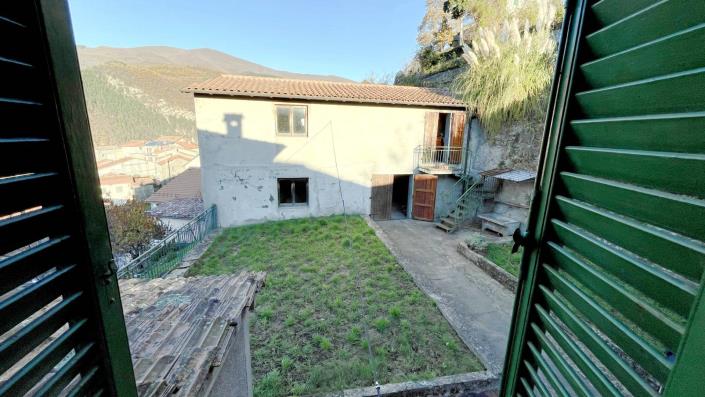 Image No.20-3 Bed Village House for sale