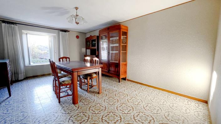 Image No.24-3 Bed Village House for sale