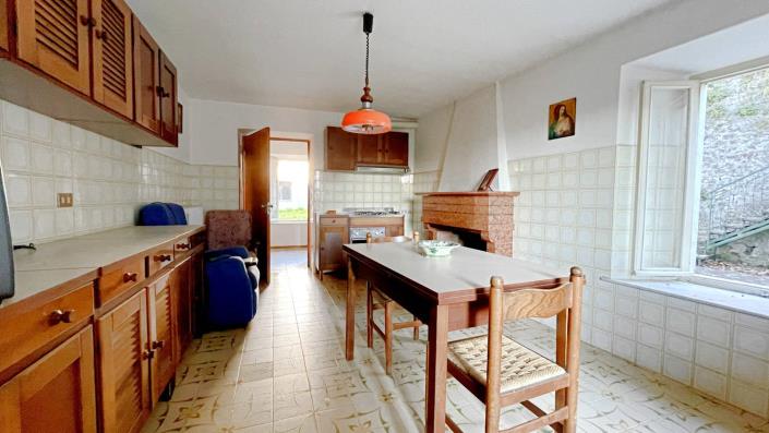 Image No.35-3 Bed Village House for sale