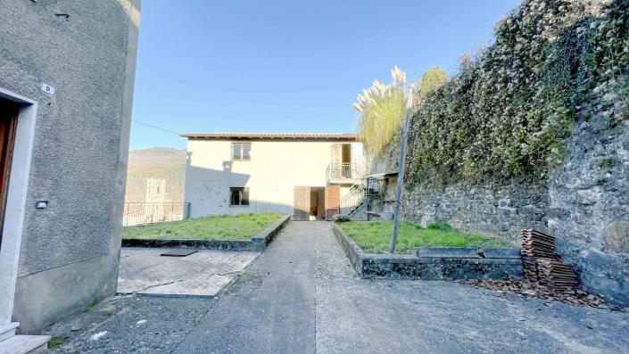 Image No.3-3 Bed Village House for sale