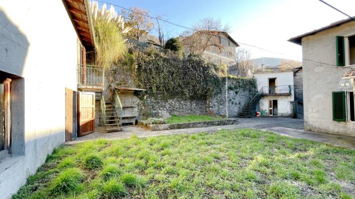 Image No.49-3 Bed Village House for sale