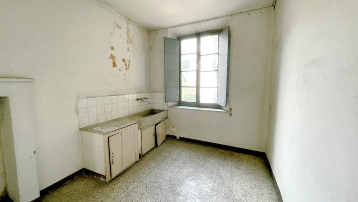 Image No.49-3 Bed Apartment for sale