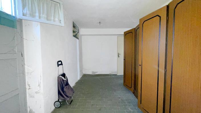 Image No.55-2 Bed Apartment for sale