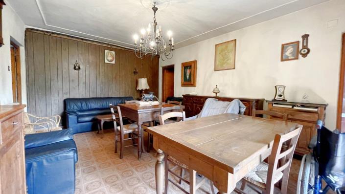 Image No.21-3 Bed Apartment for sale