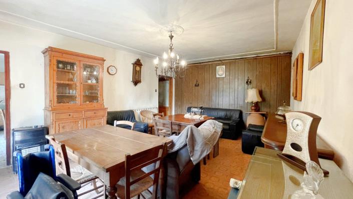 Image No.24-3 Bed Apartment for sale