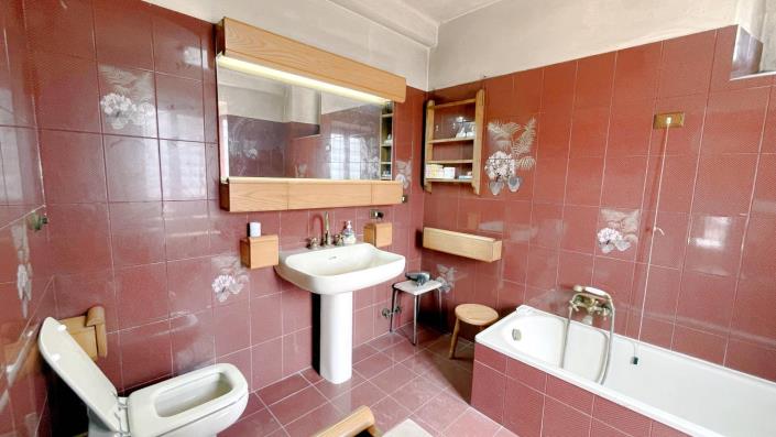 Image No.25-3 Bed Apartment for sale