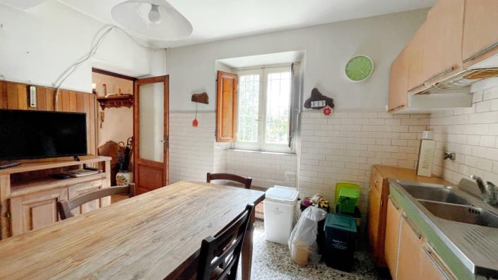 Image No.35-3 Bed Apartment for sale