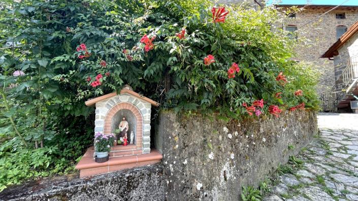 Image No.10-3 Bed Townhouse for sale