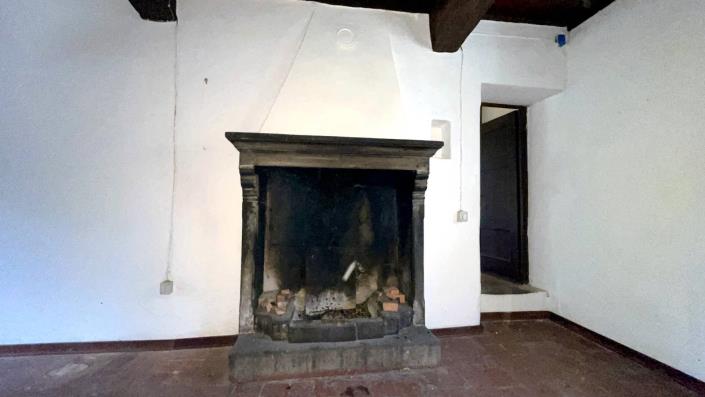 Image No.15-3 Bed Townhouse for sale