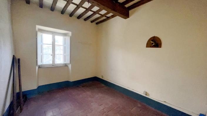 Image No.20-3 Bed Townhouse for sale