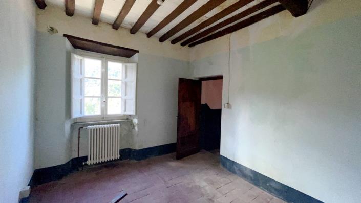 Image No.37-3 Bed Townhouse for sale