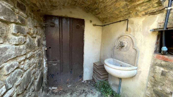 Image No.6-3 Bed Townhouse for sale