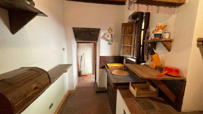 Image No.13-3 Bed Townhouse for sale