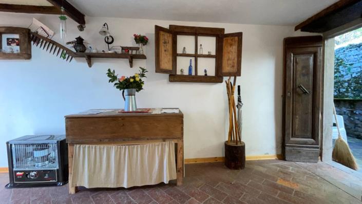 Image No.19-3 Bed Townhouse for sale