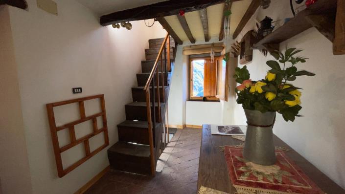 Image No.20-3 Bed Townhouse for sale