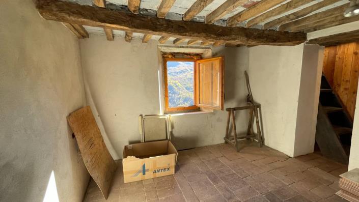 Image No.41-3 Bed Townhouse for sale