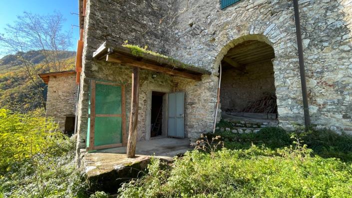 Image No.53-3 Bed Townhouse for sale