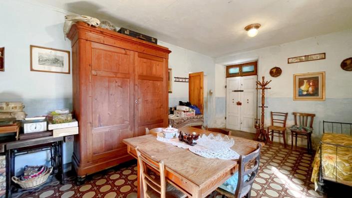 Image No.26-5 Bed Villa for sale