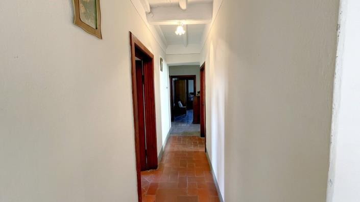 Image No.39-5 Bed Villa for sale