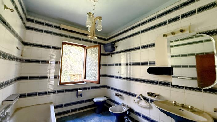 Image No.33-4 Bed House/Villa for sale