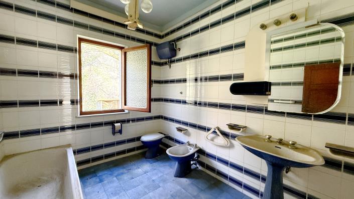 Image No.7-4 Bed House/Villa for sale