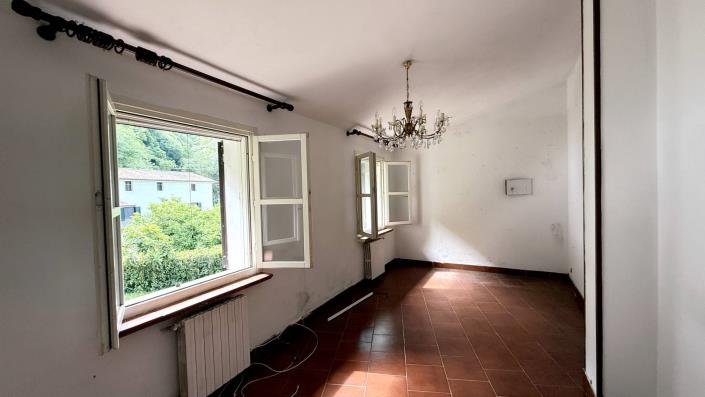 Image No.25-2 Bed Country House for sale