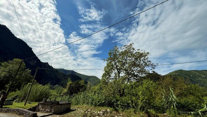 Image No.35-2 Bed Country House for sale