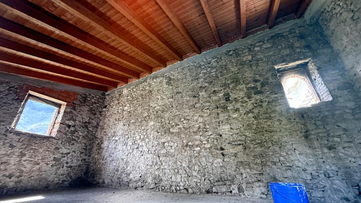 Image No.30-2 Bed Townhouse for sale