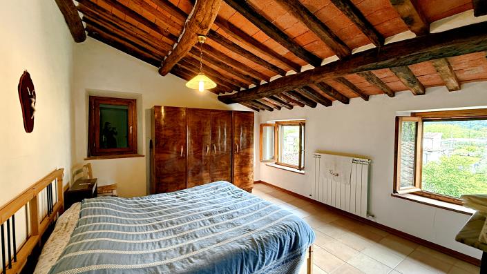 Image No.22-2 Bed Townhouse for sale