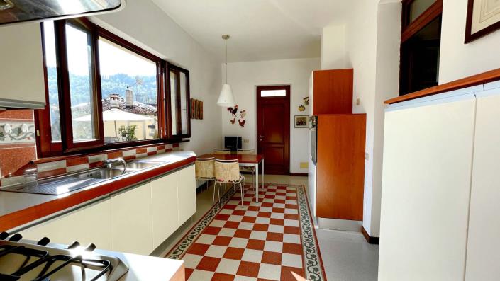 Image No.16-2 Bed Apartment for sale