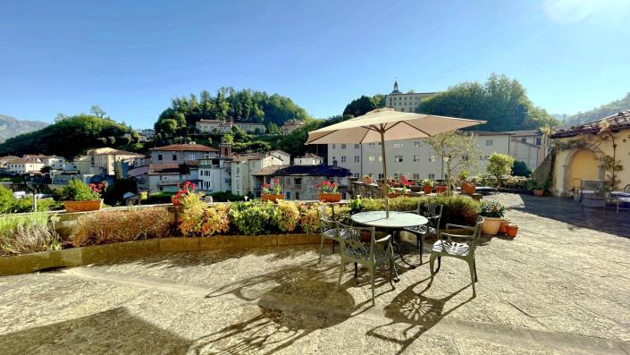 Image No.25-2 Bed Apartment for sale