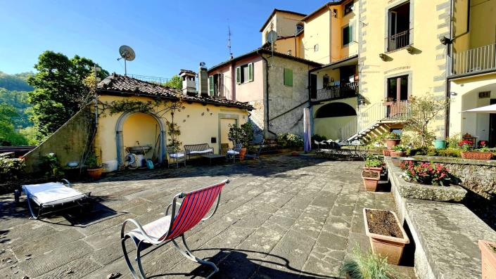 Image No.34-2 Bed Apartment for sale