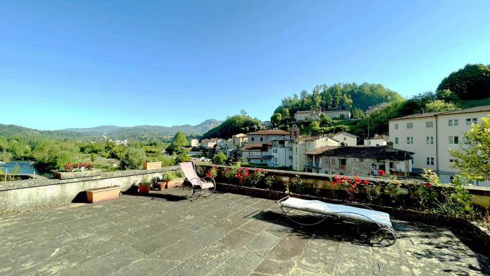 Image No.37-2 Bed Apartment for sale