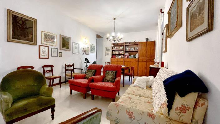 Image No.40-2 Bed Apartment for sale