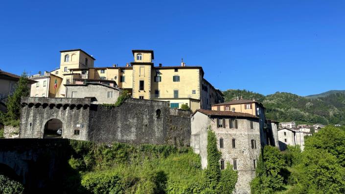 Image No.44-2 Bed Apartment for sale