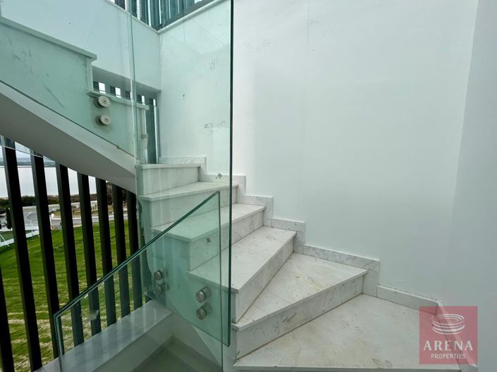 Image No.15-2 Bed Apartment for sale