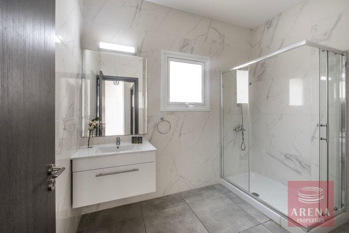 Image No.20-3 Bed Villa for sale