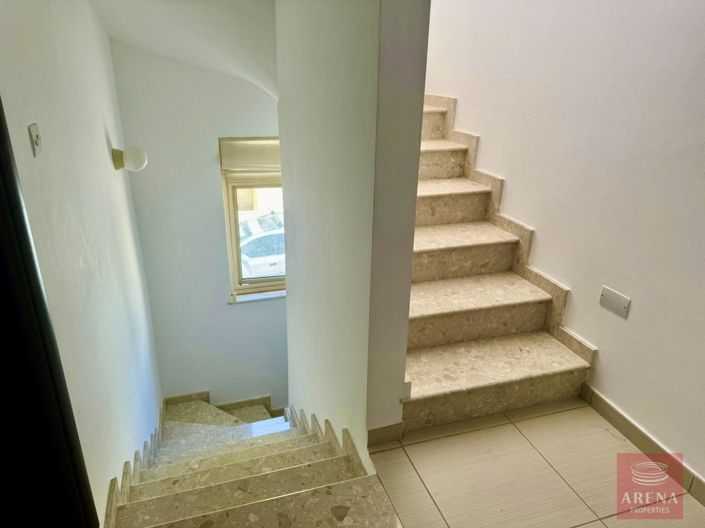 Image No.23-3 Bed Villa for sale