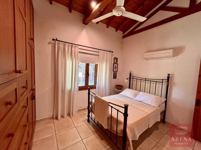 Image No.19-4 Bed Bungalow for sale