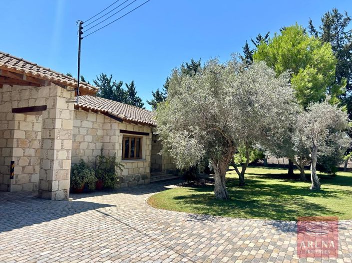 Image No.4-4 Bed Bungalow for sale