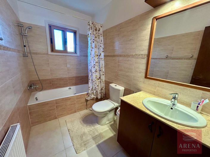 Image No.25-4 Bed Villa for sale