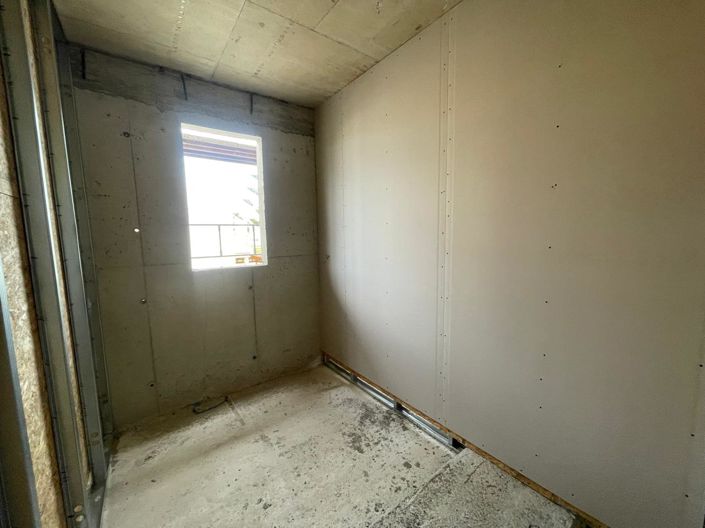 Image No.19-2 Bed Apartment for sale