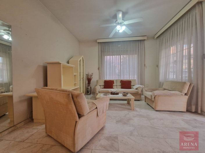 Image No.12-3 Bed Villa for sale