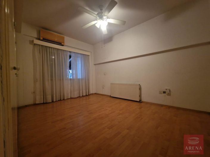 Image No.24-3 Bed Villa for sale