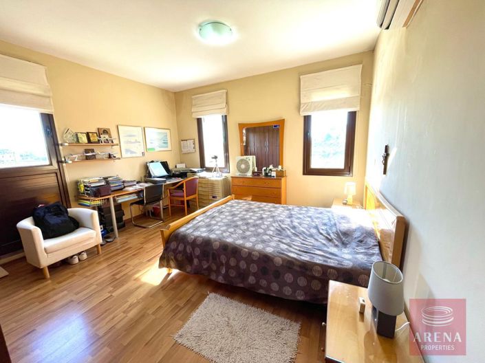 Image No.29-3 Bed Villa for sale