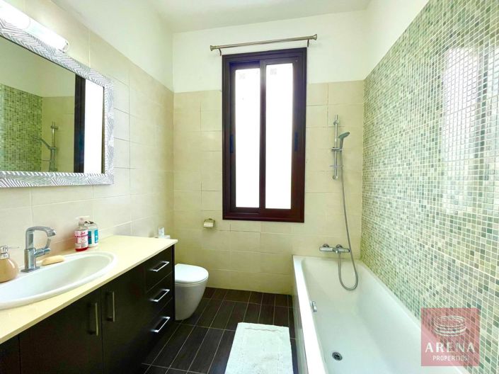 Image No.39-4 Bed Bungalow for sale