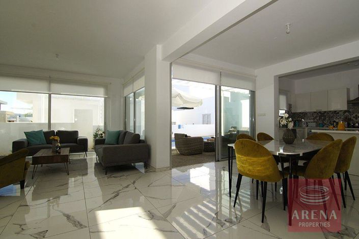 Image No.9-3 Bed Villa for sale