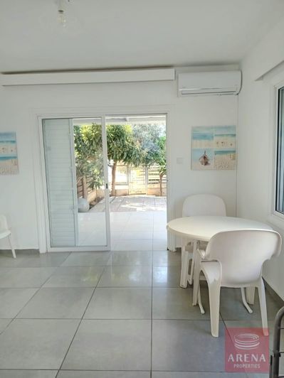 Image No.5-2 Bed Villa for sale