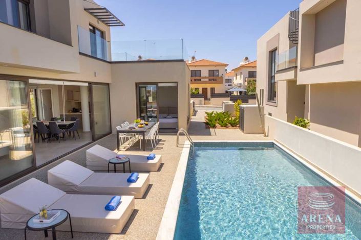 Image No.5-3 Bed Villa for sale